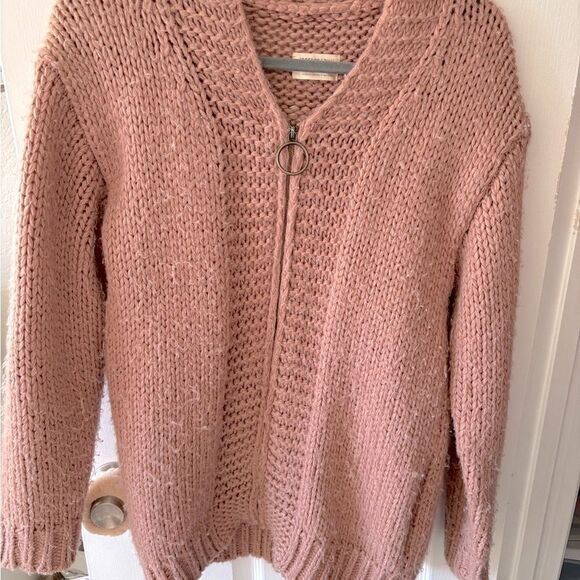 Cozy Pink Women's Sweater - Picture 5 of 6